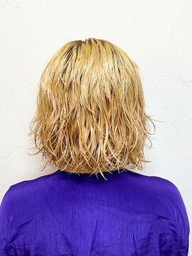 ヘアリゾート粋 ウナム 新宿東口店(enam) ブリーチカラー/ベージュ/パーマ