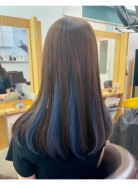 ラフ 原宿(L.a.a.g.f harajuku) インナーカラー ブルーカラー ロングヘア@原宿