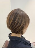 レイヤー多めなショートボブ