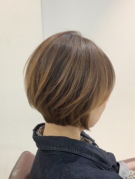 フェリーチェ(felice) レイヤー多めなショートボブ