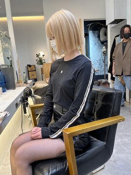 シェルハ(SHELHA) ペールブロンドボブ