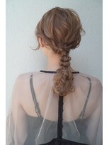 ゆるふわ　玉ねぎ　編み下ろしヘアセット