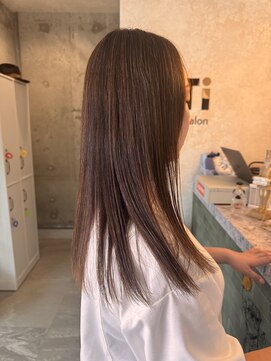 イチ(iTi) “オトナ“ストレートヘア 髪質改善30代40代50代大人可愛い