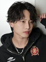 ルーシー 川越(LUCEY)&nbsp;センターパートフェザーパーマシャドウパーマメンズパーマ