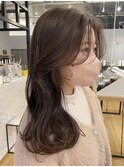 ことりベージュフェミニンロング流れる顔まわりレイヤー