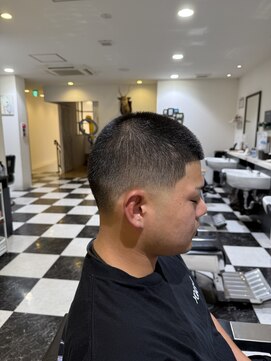 ルシードスタイル クリザンテーム 坊主フェード
