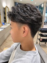 ジル 亀有(ZiL)&nbsp;強めフェザーパーマ