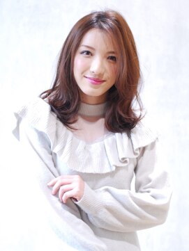 ラシェル パル ノエル(Laciel par Noel) 鎖骨外ハネミディ