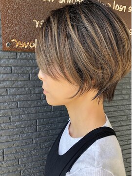 ヘアアンドビューティー クローバー(Hair&Beauty Clover) ハイライトショート/ニュアンスカラー/グレージュカラー