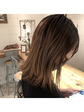 エル(EL by green) (akiko)グラデーションカラー×ミディアムレイヤー