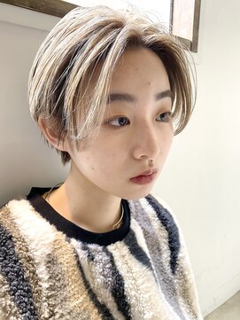 アム(amu) ミルクティーベージュ/ハンサムショート/ミルクティーグレイジュ