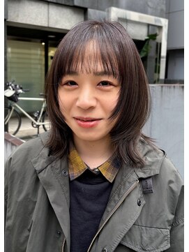 キーゴ 博多(KY-GO.) ウルフ気味の顔まわりレイヤー　ミディアムヘア