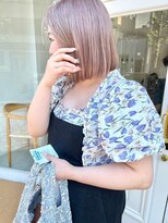 シュプール(SPUR)&nbsp;ハイトーンデザインカラーピンクミルクティーベージュボブ