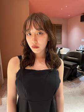 ハウディ(Howdy) カーリーミディアム