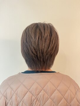 フレッシュサラダ エモーション(EMOTION) ショートスタイル「明るい白髪染め」