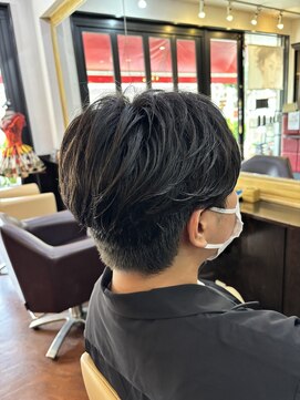 シャンプーボーイアネックス(SHAMPOO BOY Annex) センターパート　フェザーパーマ　佐世保