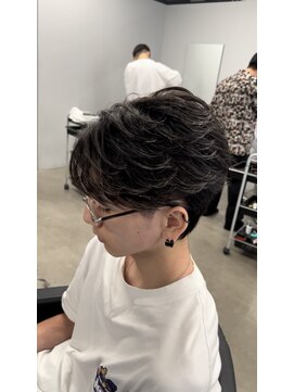 フライ 東通り店(Frei) フェザーパーマ