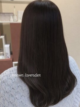 ヴァネッサ VANESSA 女性らしさを引き立てるブラウンラベンダーカラー◎高橋美穂