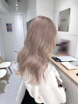 melt.tokyo【メルトトウキョウ】【4月中旬NEW OPEN（予定）】 インナーカラー/トリートメント/デザインカラー/ペールピンク