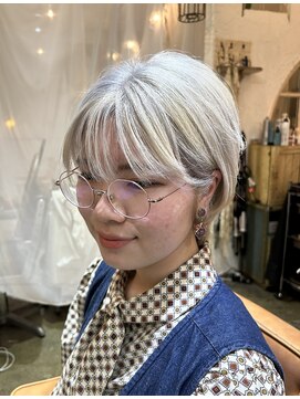 アロウズ(Arrows) ブロンドカラーショートヘア