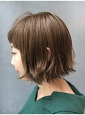 エアリーベージュ