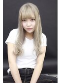 ホワイトベージュ