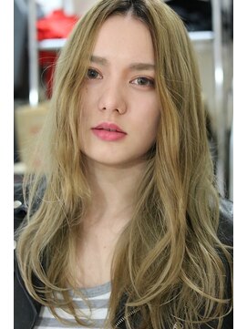 マルコ(MALUCO) 外国人風ブロンドアッシュ