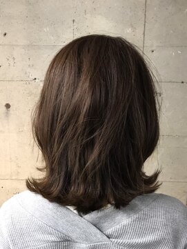 オッソ(OSSO) ミディアムレイヤー_ブランジュダブルバング