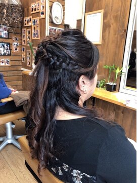 ライフ ヘアーサロン(Life -hair salon-) ●