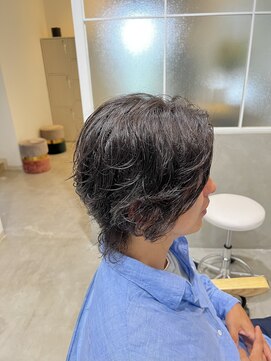 ルーブル(LOUVRE) パーマ後　1ヶ月のメンテナンスカット