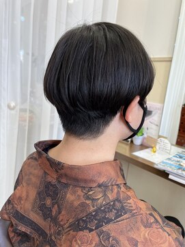コアフィールフィス(COIFFURE fils) 《見附 今町》メンズ 黒髪マッシュ 刈り上げ