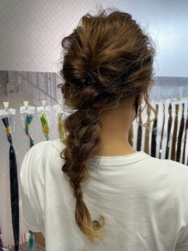 ヘアーアンドエクステンション ラファ(Hair&Extension rafa) 編み降ろし