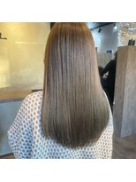イーラヘアー(ERA HAIR) トリミングカット+オリーブグレージュカラー髪質改善カラー