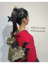 トゥエンティ ファイブ(TWENTY FIVE)&nbsp;成人式ポニーテールアレンジ/名定