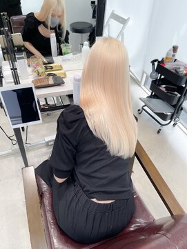 ロイス 渋谷(ROIS) ボブルフ/ネビージュ/小顔/ワンレン/スモーキーアッシュ[渋谷駅]