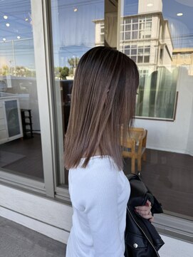 暖色系バレイヤージュ