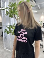 フイ(Hui)&nbsp;ベージュシャドー