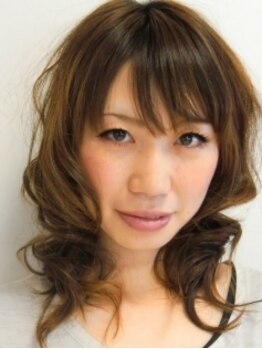アージュ(Age)の写真/【30代40代の大人女性に好評】お客様ひとりひとりの季節や年齢による髪のお悩みに丁寧に寄り添います☆