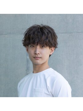 デフカッヅ 北千住(DEF CUTZ) シャドウパーマ