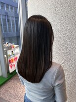 エルサフィロ ヨドヤバシ(el zafiro yodoyabashi)&nbsp;くびレイヤー前髪髪質改善小顔レイヤーロング20代30代40代50代