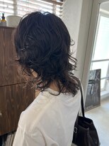 クエント(cuento)&nbsp;ウルフカット×くるくるパーマ