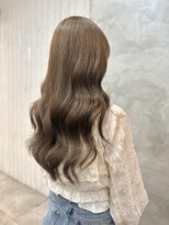 ヴィックス クリスタル(VIC’S crystal)&nbsp;夏にオススメ！《ダブルカラーで作るくすみミルクティ》AKANE