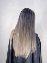 ジゼル(gisele)&nbsp;ホワイト系エアータッチ