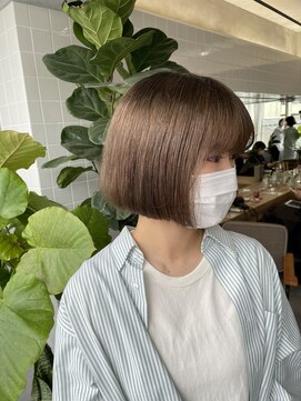 ティティ(TiTi) 艶ミルクティーカラー[TiTi_栗林れい]