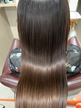 トゥーリ 薬院店(tuuli) 上杉(武本)茉与★スタイル