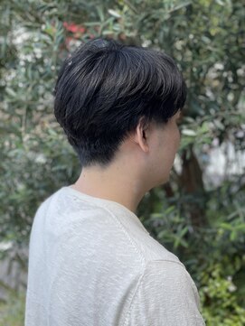 ピンキーウエスト かきあげハンサムリバースショート