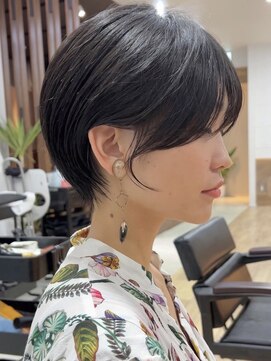 ビュー フクオカ(VIEW FUKUOKA) 美髪にオトナかわいいホワイトグレージュネビージュショートボブ