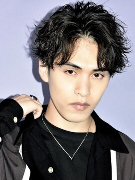 オーシャントーキョー(OCEAN TOKYO) スパイラルパーマセンターパートツーブロックコンマバング韓国