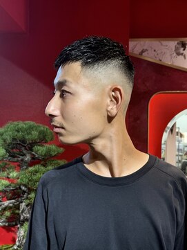 メリケンバーバーショップ トーキョー(MERICAN BARBERSHOP TYO) ハイライト/マッシュパーマ/ウルフ/アッシュブラック【嶋壽】215