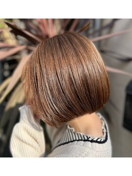 サーティーン(THIRTEEN) 冬こそボブにチャレンジ(^^)シンプルボブ♪20代・30代